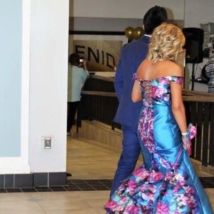 Prom dress